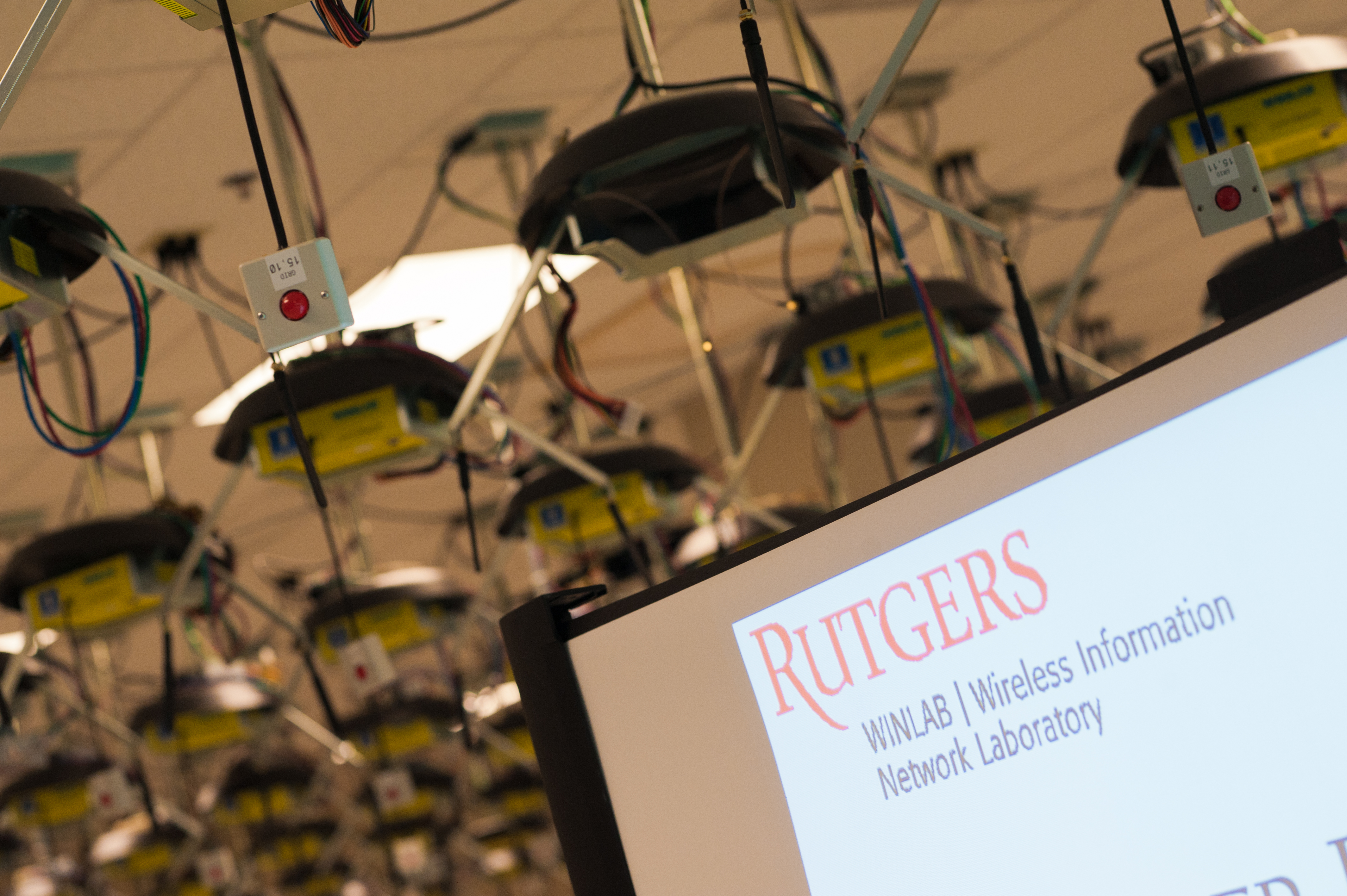 Read more about the article STAIRWAI to COSMOS Workshop on AI for Wireless (AI4W)