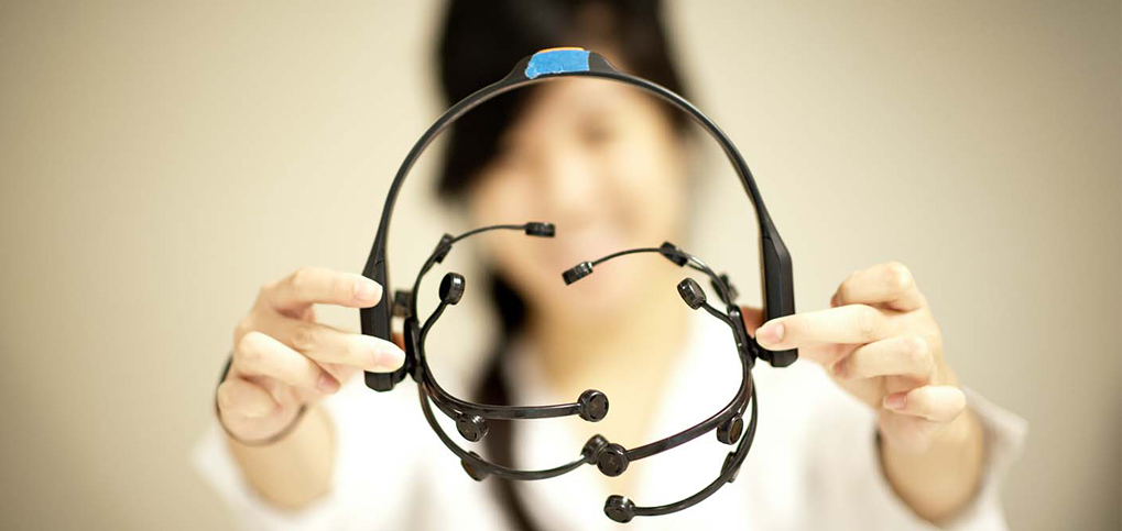 Read more about the article Securing virtual and augmented reality platforms